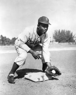 jackie robinson.jpg